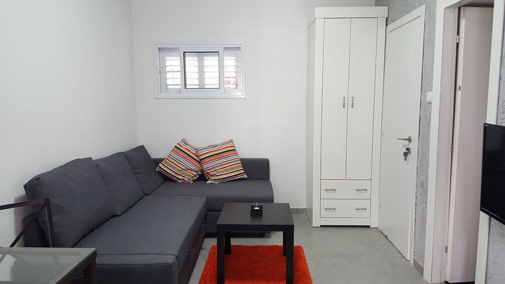 Studio Masaryk Apartment Бат Ям Екстериор снимка