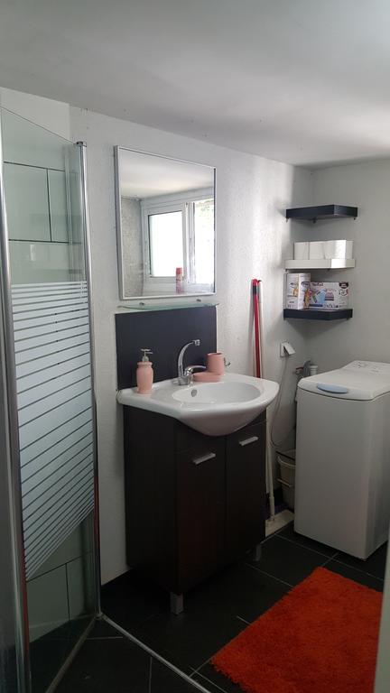 Studio Masaryk Apartment Бат Ям Екстериор снимка